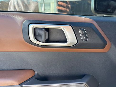 Used 2022 Ford Bronco Outer Banks w/ Sasquatch Package image 16