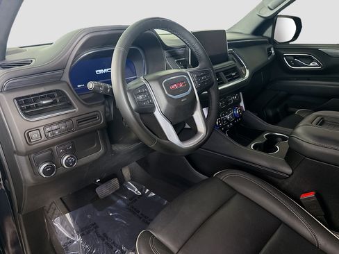 Used 2024 GMC Yukon SLT w/ SLT Luxury Package RWD image 23