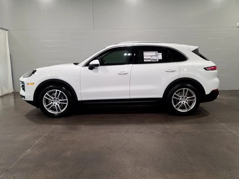 New 2026 Porsche Cayenne image 2