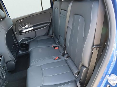 New 2026 Mercedes-Benz GLB 250 4MATIC image 23