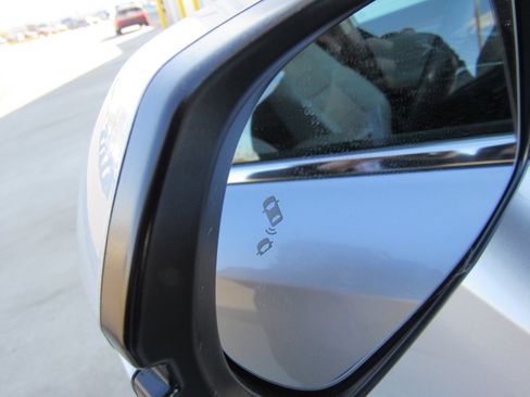 Used 2020 Honda CR-V EX-L image 24