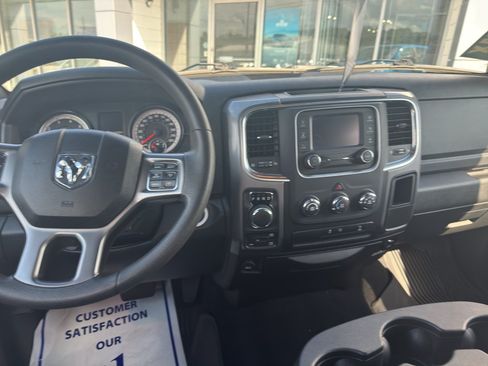 Used 2024 RAM 1500 Warlock AWD/4WD image 9