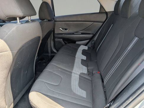 Used 2022 Hyundai Elantra SEL w/ Cargo Package FWD image 14