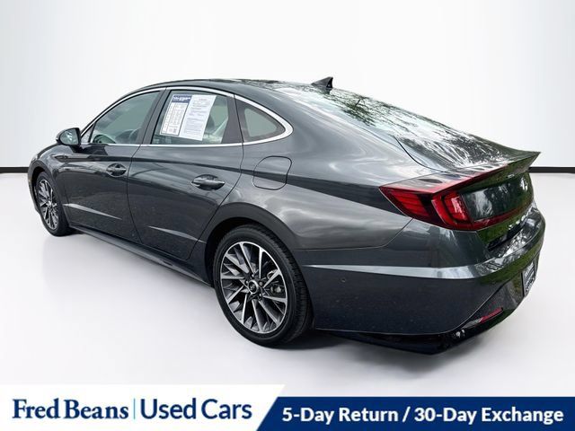 Used 2022 Hyundai Sonata Limited w/ Preferred Accessory Package FWD image 6