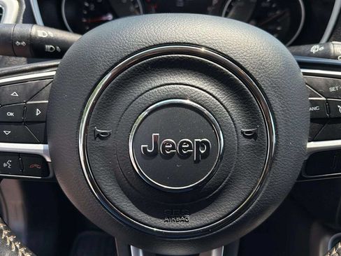 Used 2020 Jeep Compass Latitude w/ Popular Equipment Group AWD/4WD image 9