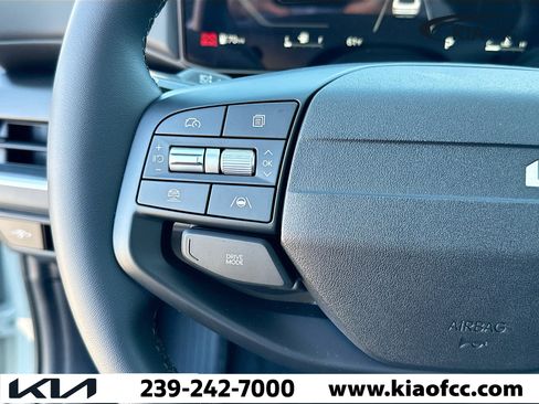 New 2025 Kia K4 EX FWD image 34
