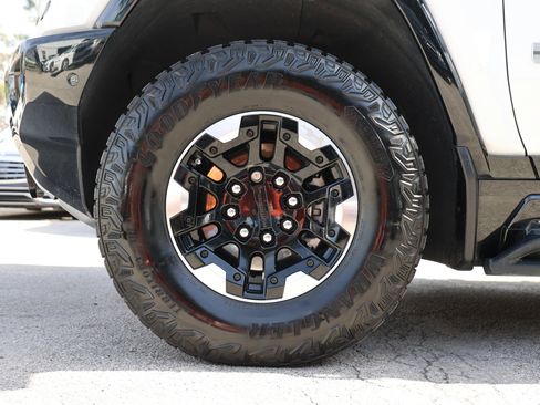 Used 2022 GMC Hummer EV Edition 1 w/ LPO, Illumination Package image 74