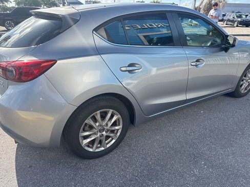 Used 2015 MAZDA MAZDA3 i Touring w/ Technology Package FWD image 5