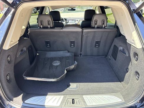 Used 2020 Buick Envision Essence w/ Experience Buick Package FWD image 32