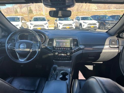 Used 2020 Jeep Grand Cherokee Overland image 22