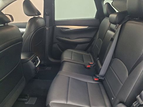 Used 2020 INFINITI QX50 Luxe w/ Navigation Package image 18