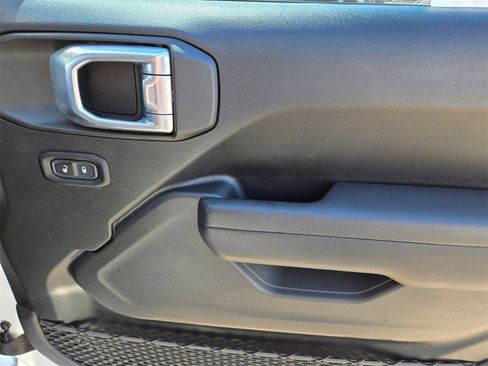 Used 2024 Jeep Gladiator Mojave image 20