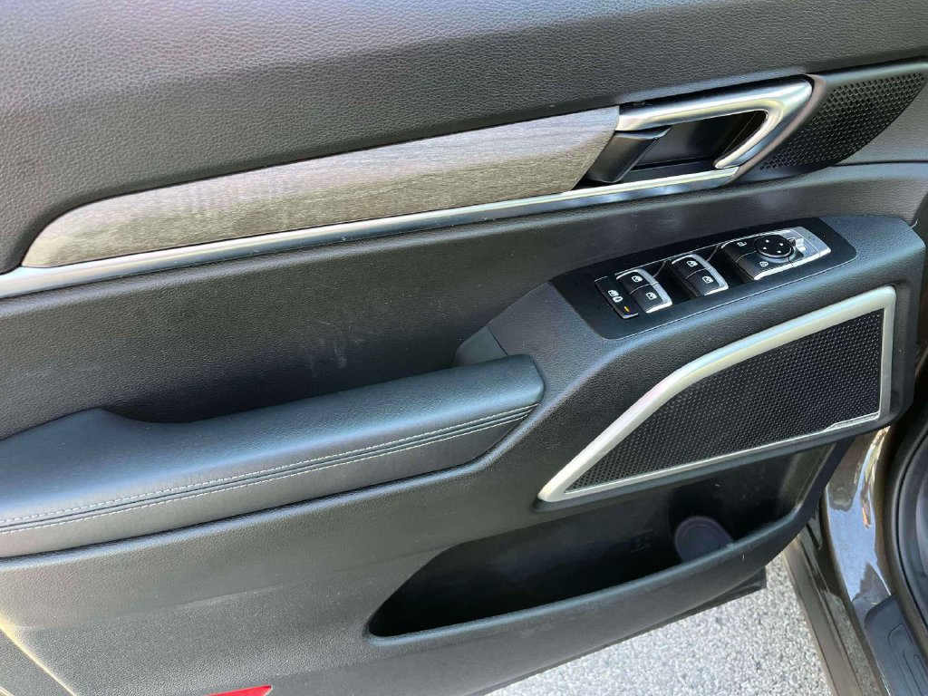 Used 2021 Kia Telluride EX FWD image 16