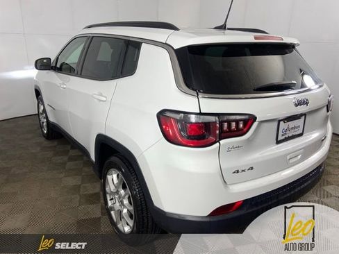 Used 2022 Jeep Compass Latitude AWD/4WD image 8