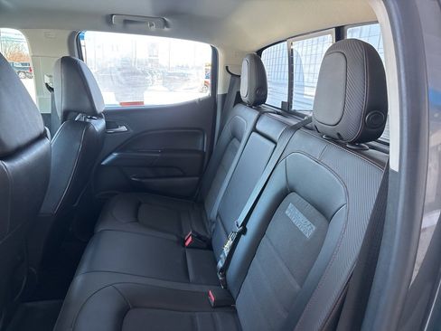 Used 2016 GMC Canyon SLE w/ All Terrain Package image 22