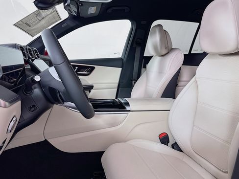 New 2026 Mercedes-Benz GLC 300 image 16