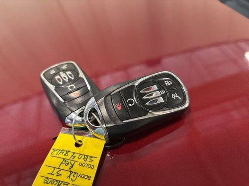 Used 2025 Buick Encore GX Sport Touring w/ Experience Buick Package AWD/4WD image 9