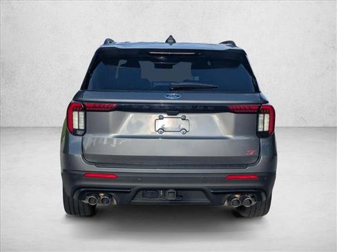 Used 2025 Ford Explorer ST w/ Sun And Sound Package AWD/4WD image 4