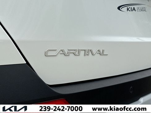 New 2026 Kia Carnival image 11