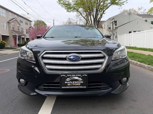 Used 2016 Subaru Legacy 2.5i Limited AWD/4WD image 3