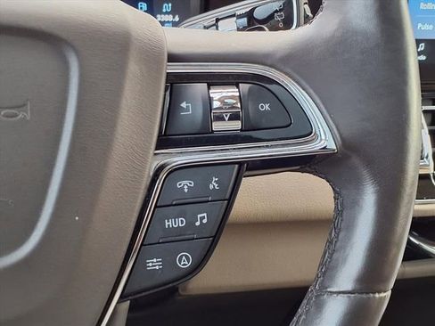 Certified 2022 Lincoln Navigator Reserve image 10