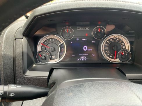Used 2017 RAM 1500 Laramie w/ Convenience Group AWD/4WD image 32