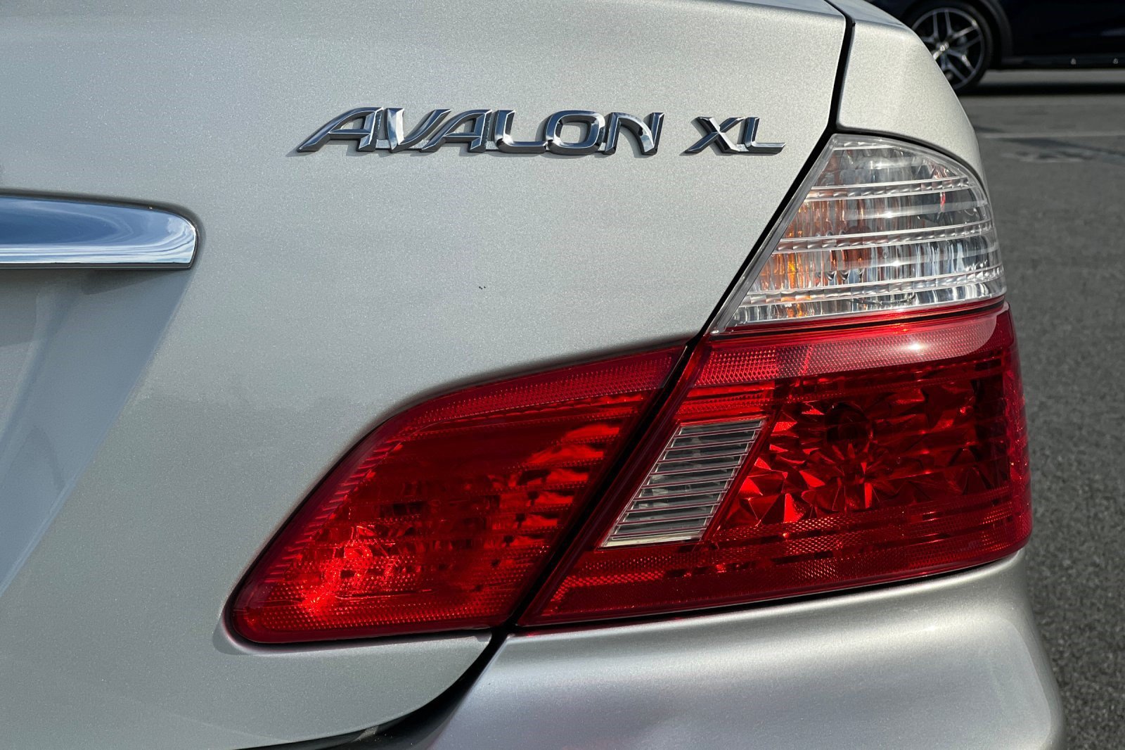 Used 2003 Toyota Avalon XL FWD image 26