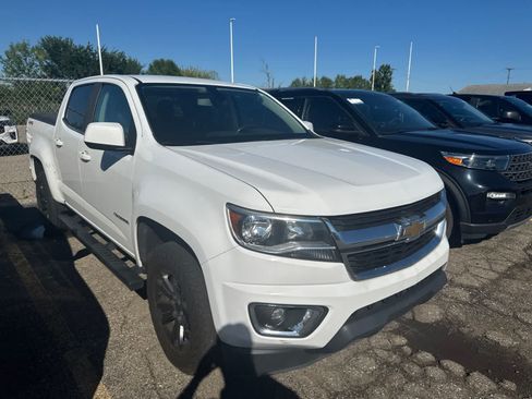 Used 2020 Chevrolet Colorado LT AWD/4WD image 6