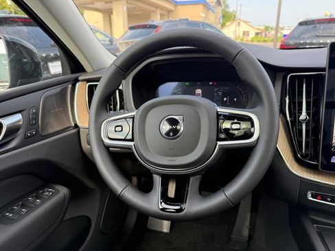 New 2026 Volvo XC60 B5 Ultra w/ Protection Package Premier image 7