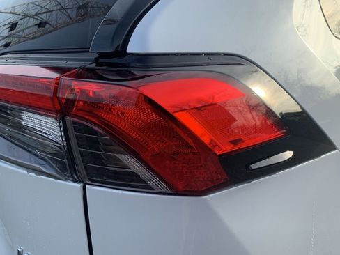 New 2025 Toyota RAV4 Limited image 29