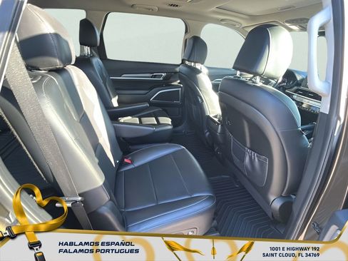 Used 2022 Kia Telluride S image 35