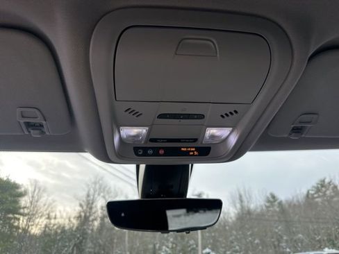 Used 2020 Chevrolet Blazer LT w/ Sound & Technology Package image 21