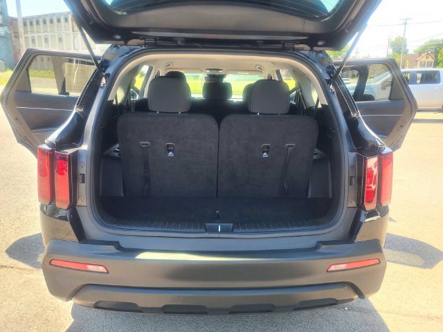 Used 2023 Kia Sorento LX AWD/4WD image 25
