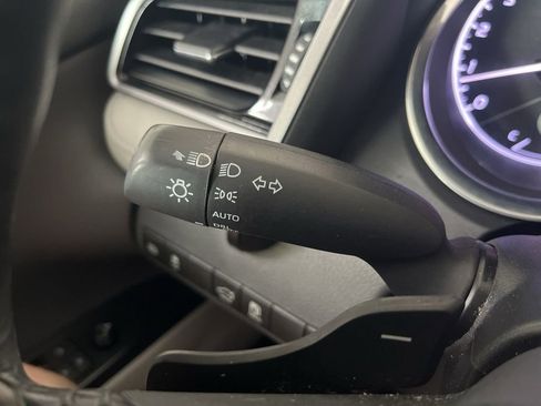 Used 2019 Toyota Camry SE w/ Carpet Mat Package FWD image 59