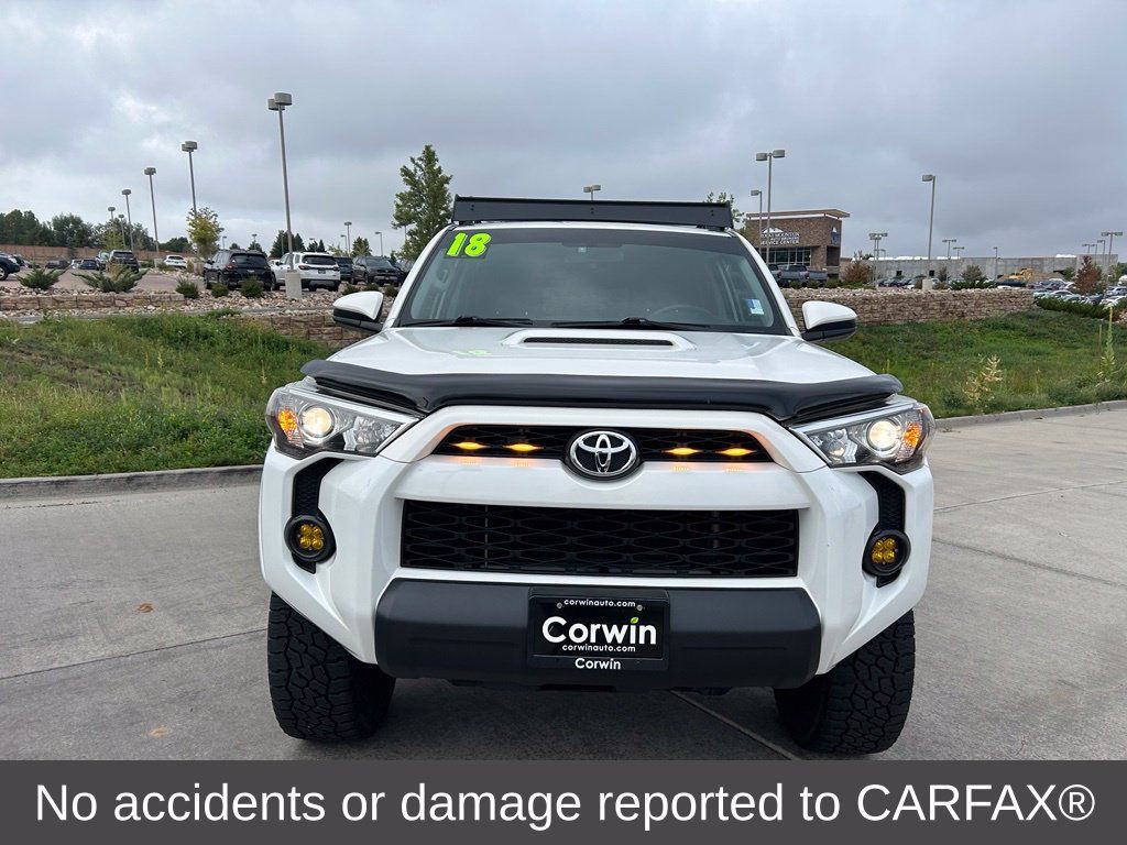Used 2018 Toyota 4Runner TRD Off-Road Premium AWD/4WD image 2