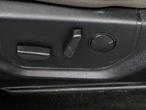 Certified 2019 Ford F150 XLT w/ Equipment Group 302A Luxury image 25