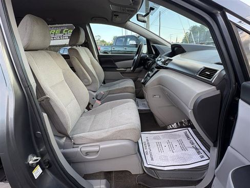 Used 2013 Honda Odyssey LX image 16