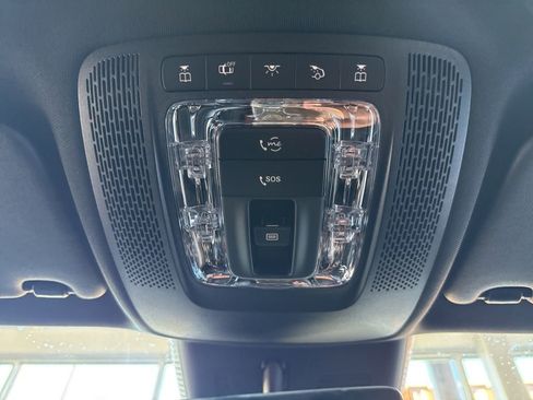 Certified 2025 Mercedes-Benz GLA 250 4MATIC image 23