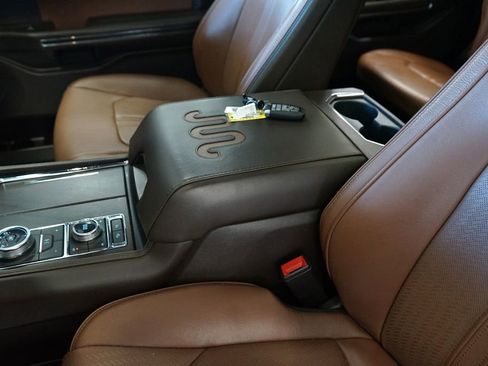 Used 2022 Ford Expedition Max King Ranch image 32