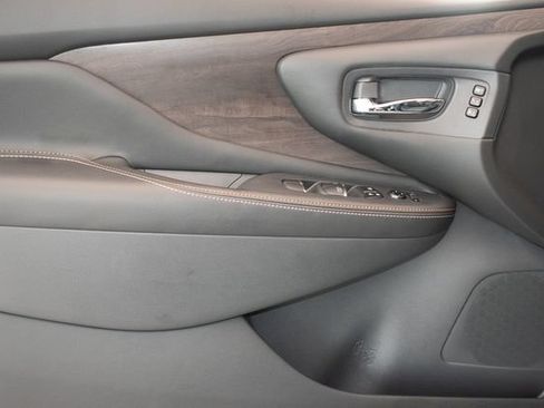 Used 2023 Nissan Murano Platinum AWD/4WD image 22