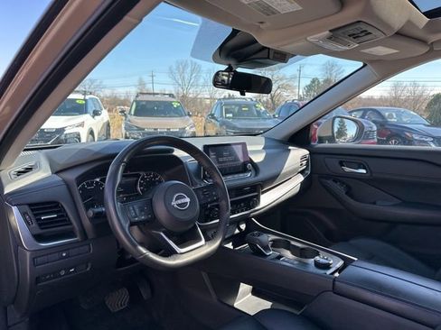 Certified 2024 Nissan Rogue SV w/ SV Premium Package image 21
