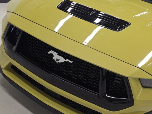 Used 2025 Ford Mustang GT Premium w/ GT Performance Package RWD image 60