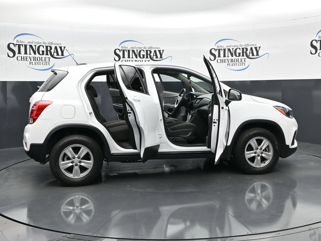 Certified 2022 Chevrolet Trax LS w/ Tint and Cruise Package AWD/4WD image 36