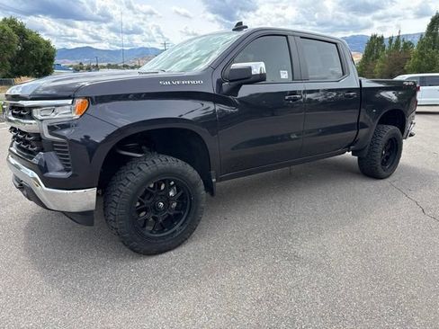 Used 2024 Chevrolet Silverado 1500 LT AWD/4WD image 1