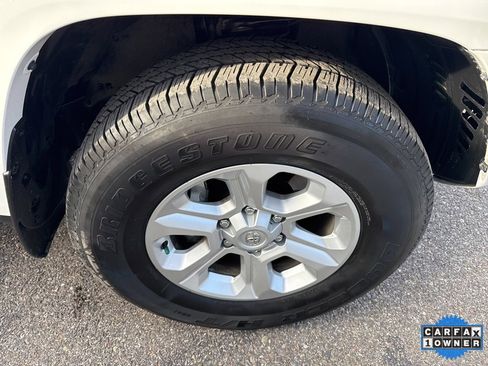 Used 2024 Toyota 4Runner SR5 Premium image 9