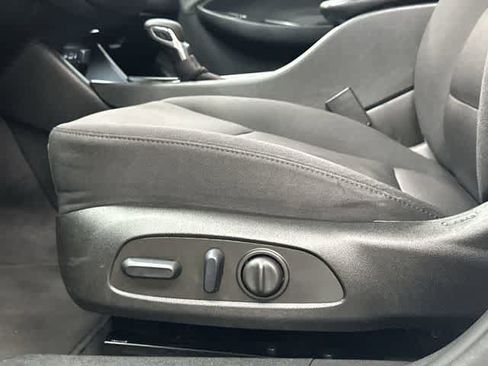 Used 2022 Chevrolet Malibu RS FWD image 26