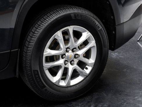 Used 2019 Chevrolet Traverse LT image 58