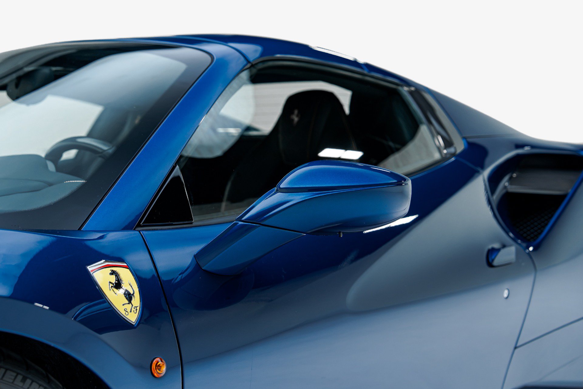 Used 2019 Ferrari 488 Spider RWD image 30