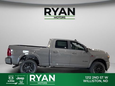 New 2026 RAM 2500 Limited AWD/4WD image 10