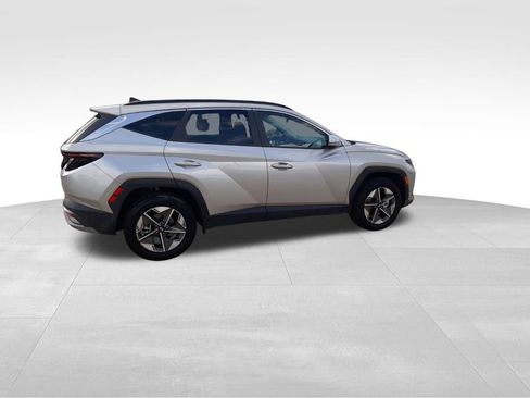 Used 2025 Hyundai Tucson SEL image 11